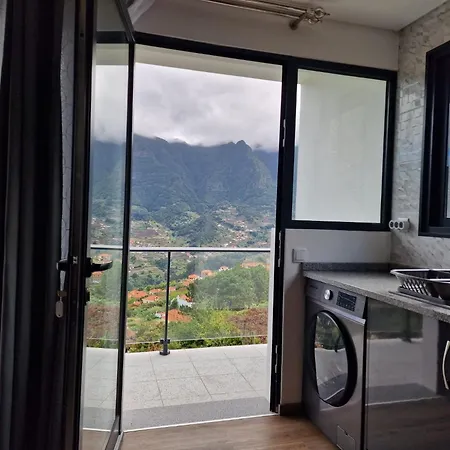 Vistavale Apartment